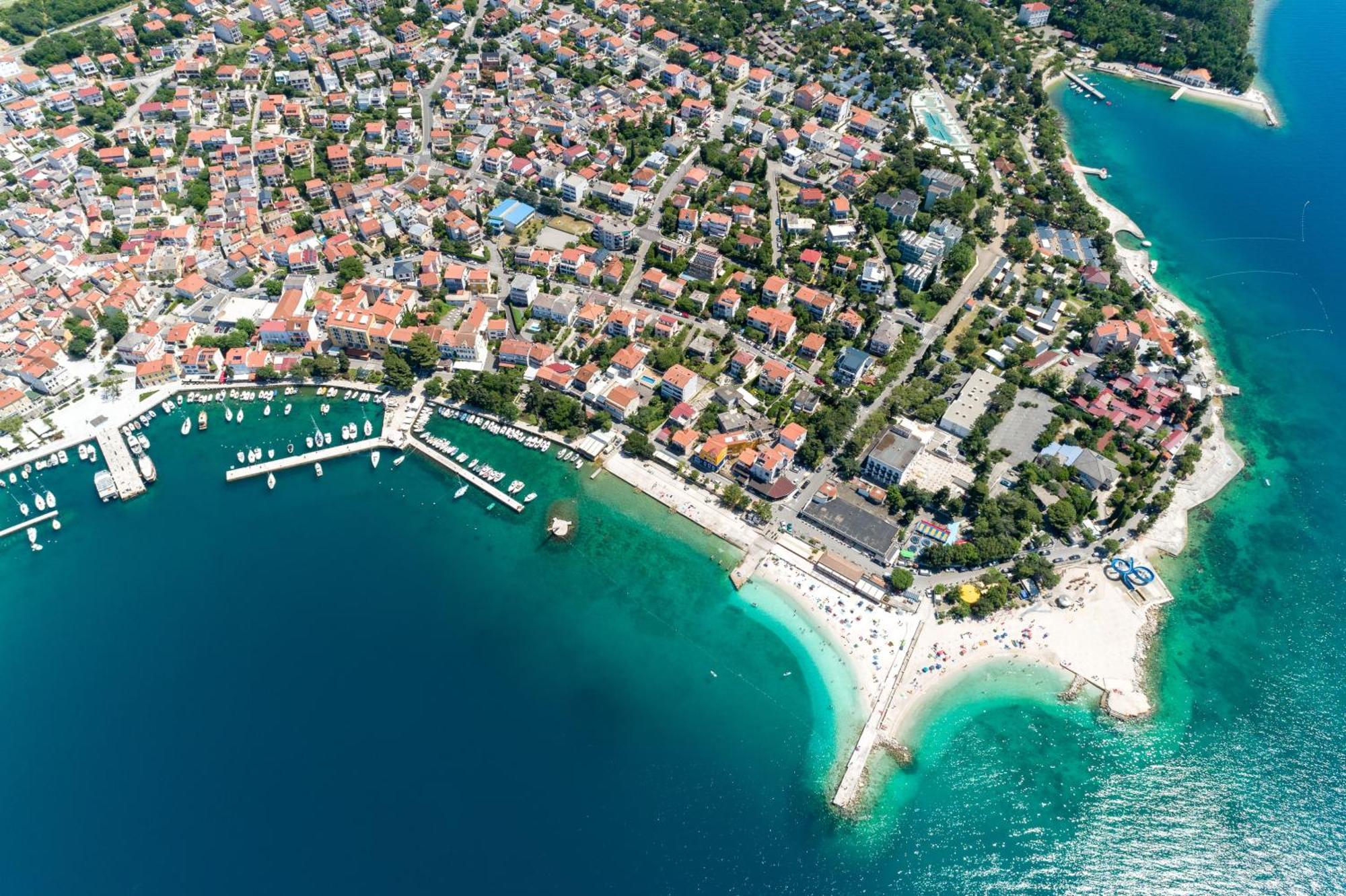 Apartments By The Sea Selce, Crikvenica - 16375 Exterior photo